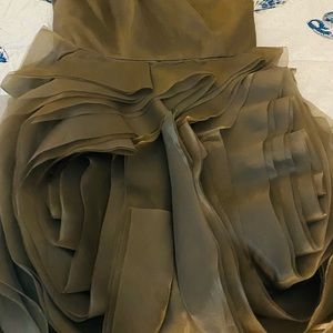 Vera wang white very elegant dress